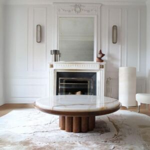 طاولة قهوة سطح رخام اونيكس طبيعي وقاعدة خشب