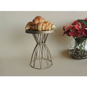 طبق تقديم بقاعدة دريس - اليجانس -ذهبي