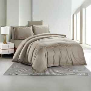 طقم لحاف كوين ستريم لايف مطرز 4 قطع - بني