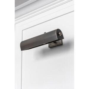 اضاءة جدارية أرون - فضي