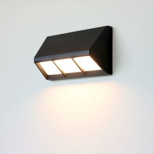 كشاف جداري خارجي 6 واط نوركو - اسود