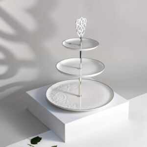 حامل حلويات بورسلان 3 طبقات من نقش - ابيض وفضي