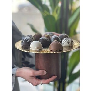 طبق تقديم بقاعدة مرتفعة لوريال مقاس صغير - ذهبي وبني