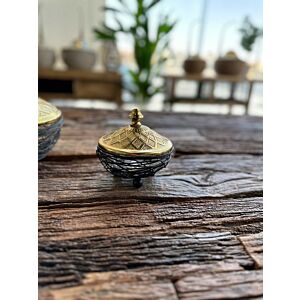 زبدية نيست ميزما بغطاء صغير-أسود