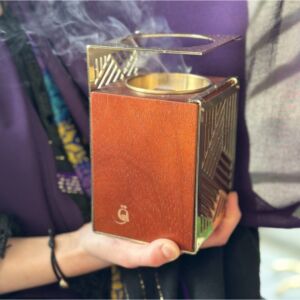 مبخرة نمق بنقش الخطوط لون ذهبي