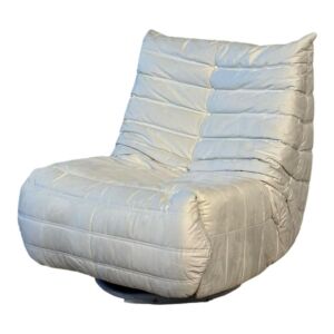 كرسي مفرد استرخاء دوار هزاز - أبيض