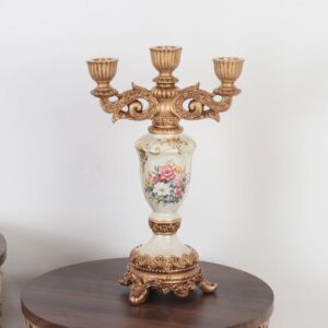 شمعدان الوغا